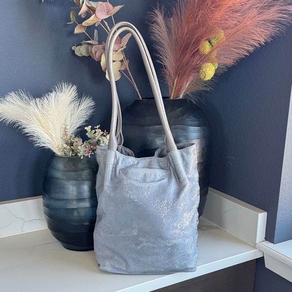Hammitt Oliver Stingray Sparkly Bucket Tote Bag with Brushed Silver Rivets - Picture 3 of 12